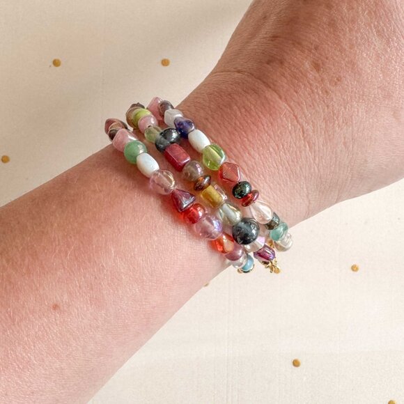 Handmade Adjustable Y2K Colourful Beaded Bracelet - Picture 8 of 10